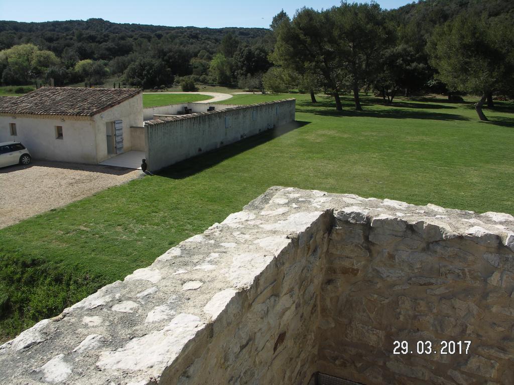 Domaine Saint Martin Hotel Valliguieres Exterior photo