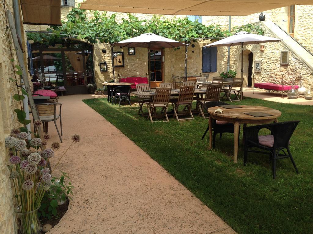 Domaine Saint Martin Hotel Valliguieres Exterior photo