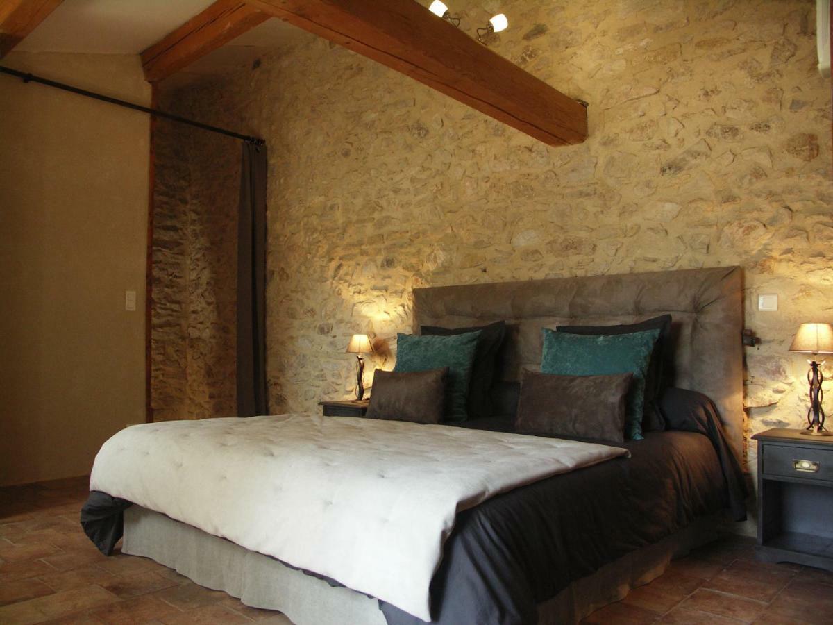 Domaine Saint Martin Hotel Valliguieres Exterior photo
